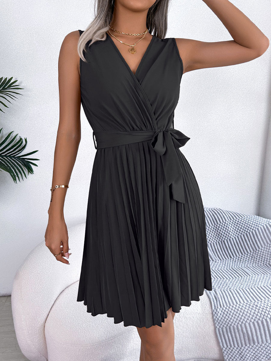 🔥Summer Arrivals🌟Women's Sleeveless V-neck Solid Color Lace Up Pleated Mini Dress