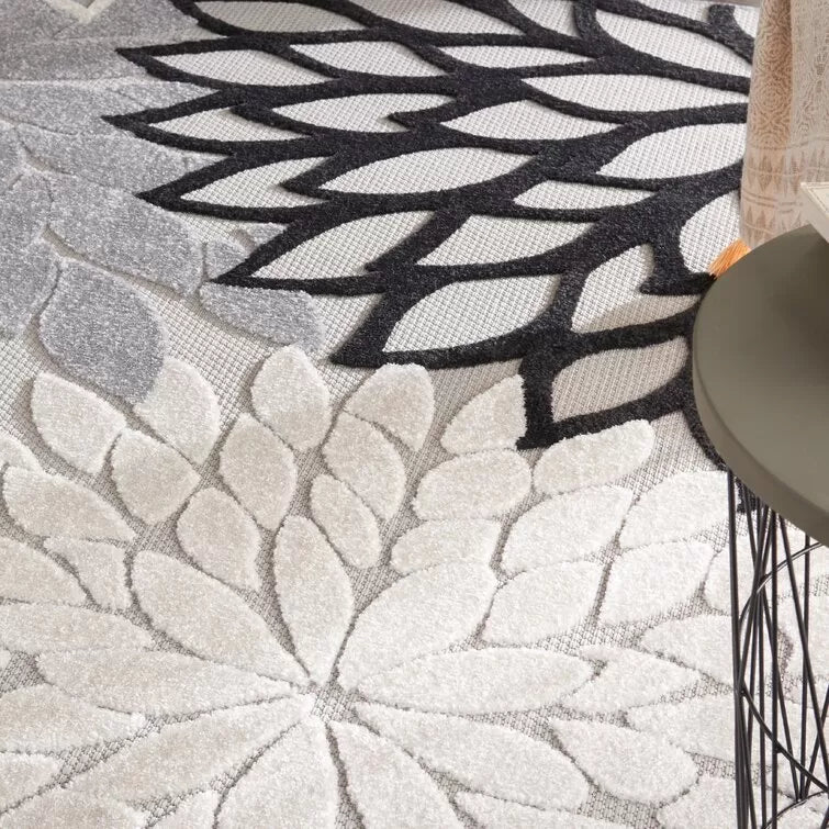 Miraloma Green/Red/Orange Indoor/Outdoor Rug
